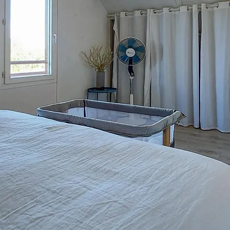 Semesterbostad 3 Bedroom Stunning In
