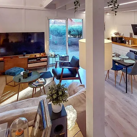 3 Bedroom Stunning In * Hourtin